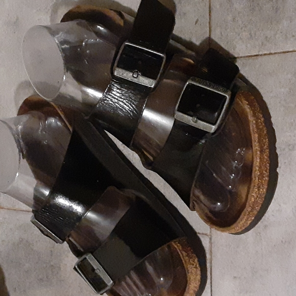 BIRKENSTOCK  size 7 women  detalle ver fotos - Picture 2 of 7